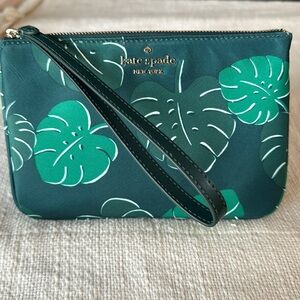 New - Kate Spade Chelsea The Little Better Monstera Wallet